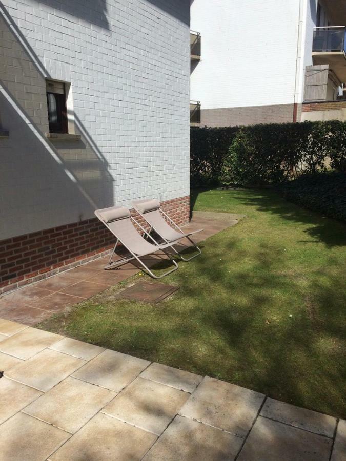 Grand Appartement Avec Terrasse Knokke-Heist Exteriör bild